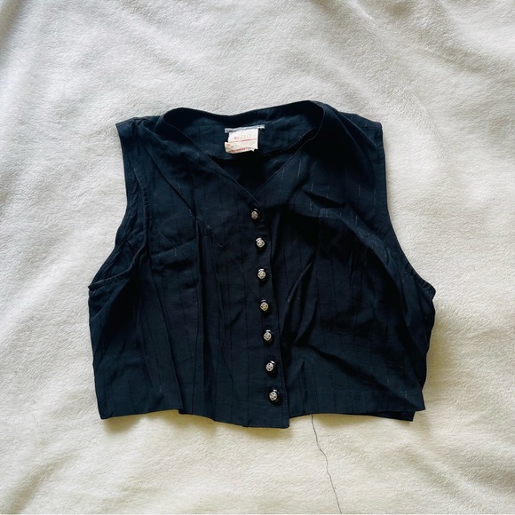 Vintage Crop Blazer with beautiful buttons - Picture 4 of 4